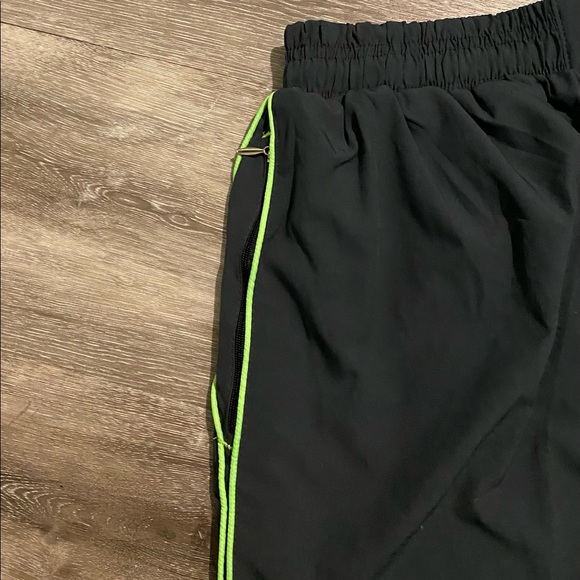 NWT Nike Swim Shorts - Picture 4 of 12